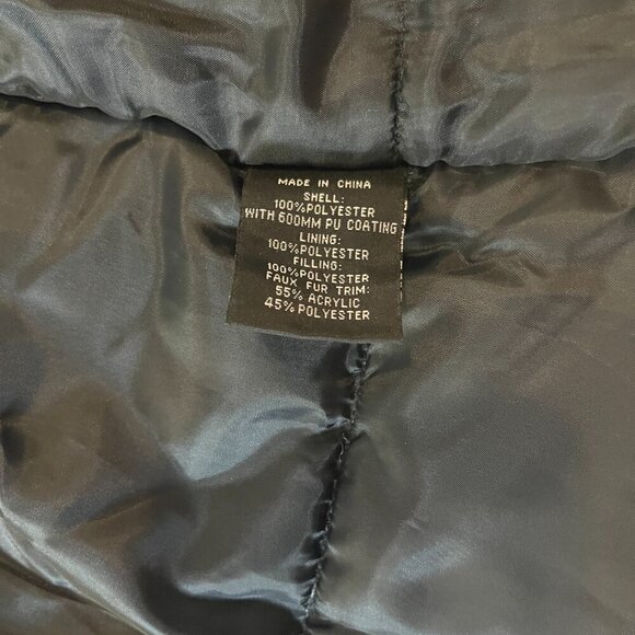 Celsius Premium. Red winter coat for women size M. New without tags. - Picture 8 of 10